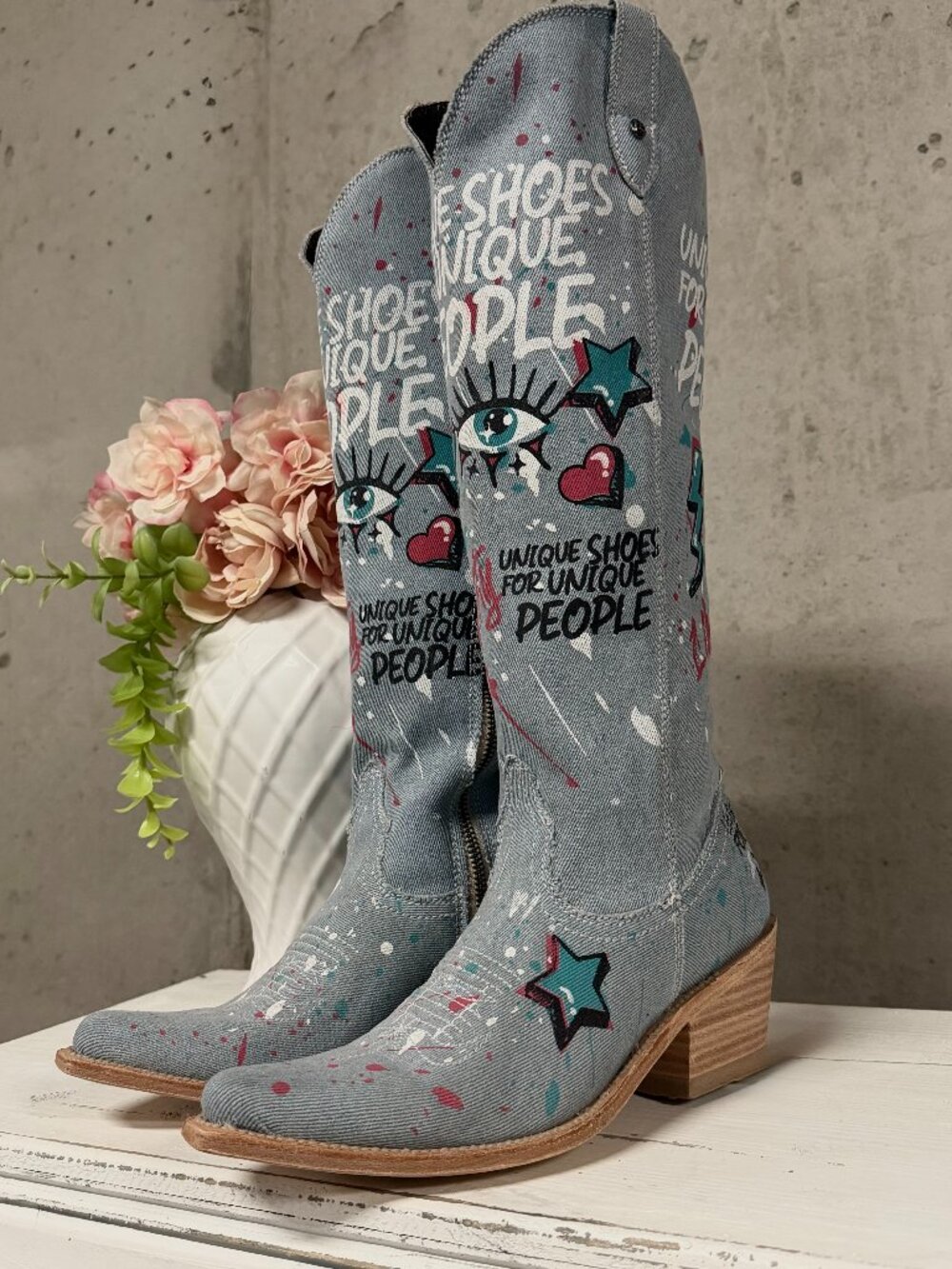 NWOT LIBERTY BLACK Hadid Polar Denim Graffiti Festival Cowboy Women's Boots